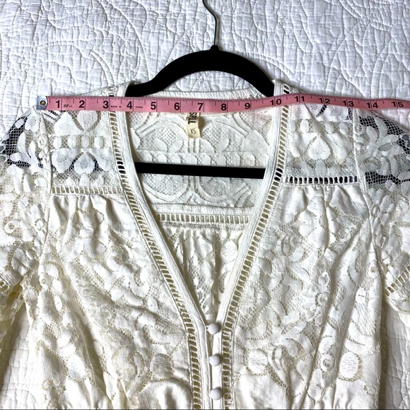 SPELL Clover Lace Gown - Picture 3 of 11